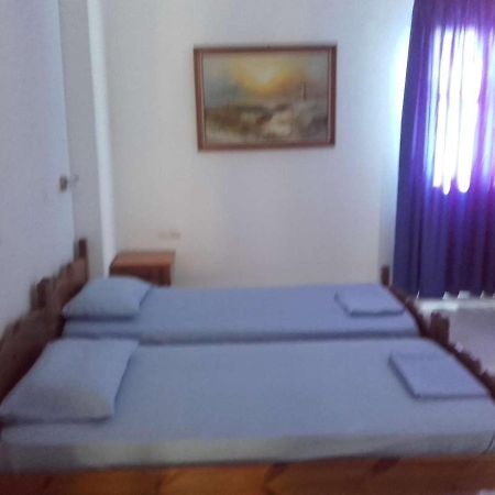 Nikos Apartments Lefkos  エクステリア 写真