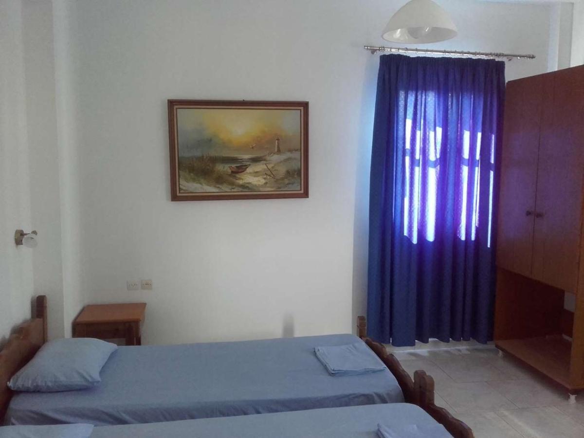 Nikos Apartments Lefkos  エクステリア 写真